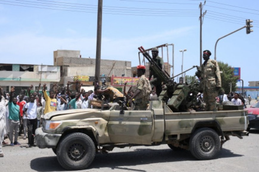 Fighting in Sudan enters a second week as truce breaks