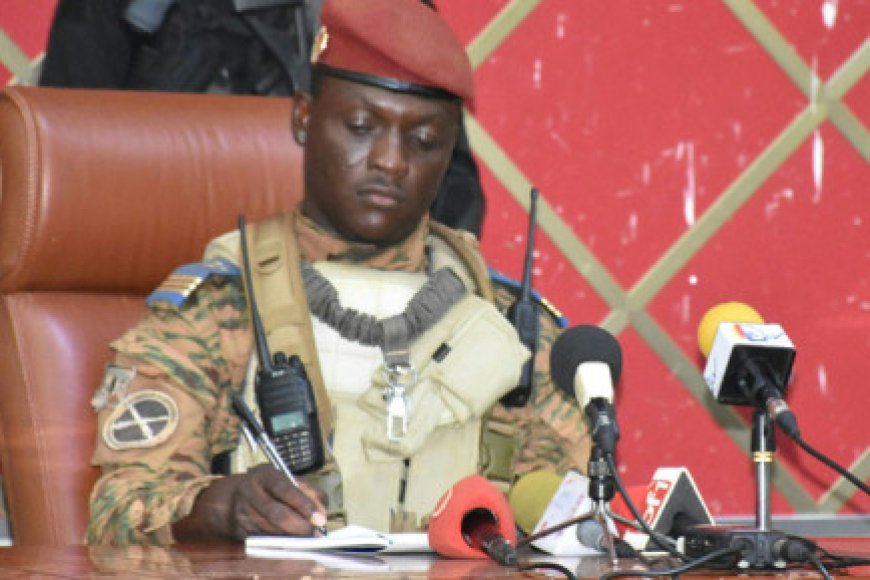 Burkina junta suspends radio station over Niger criticism