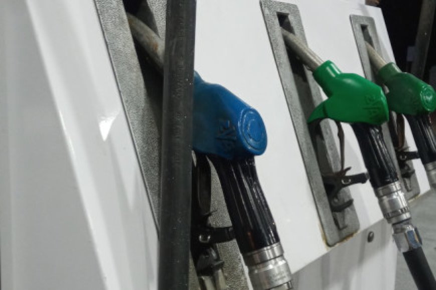 Ivory Coast pledges 50 mn litres of petrol per month to Guinea