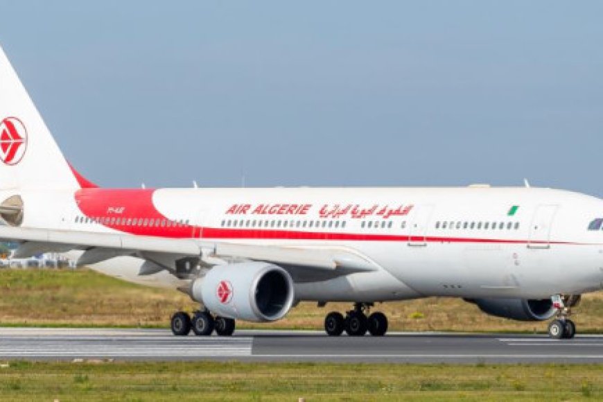 Man found barely alive in landing gear of Algeria flight to Paris