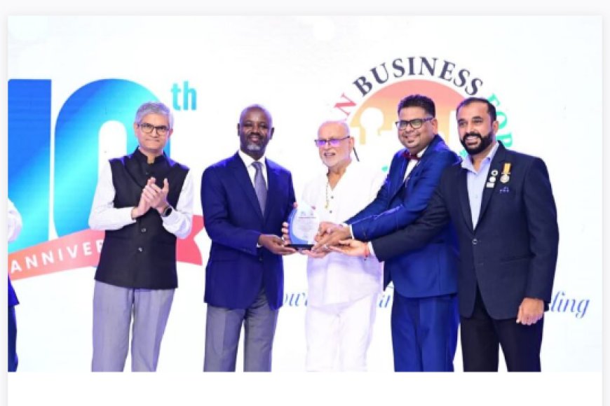 Dr. Sudhir Ruparelia Honored by Indian Community in Uganda for Business Excellence